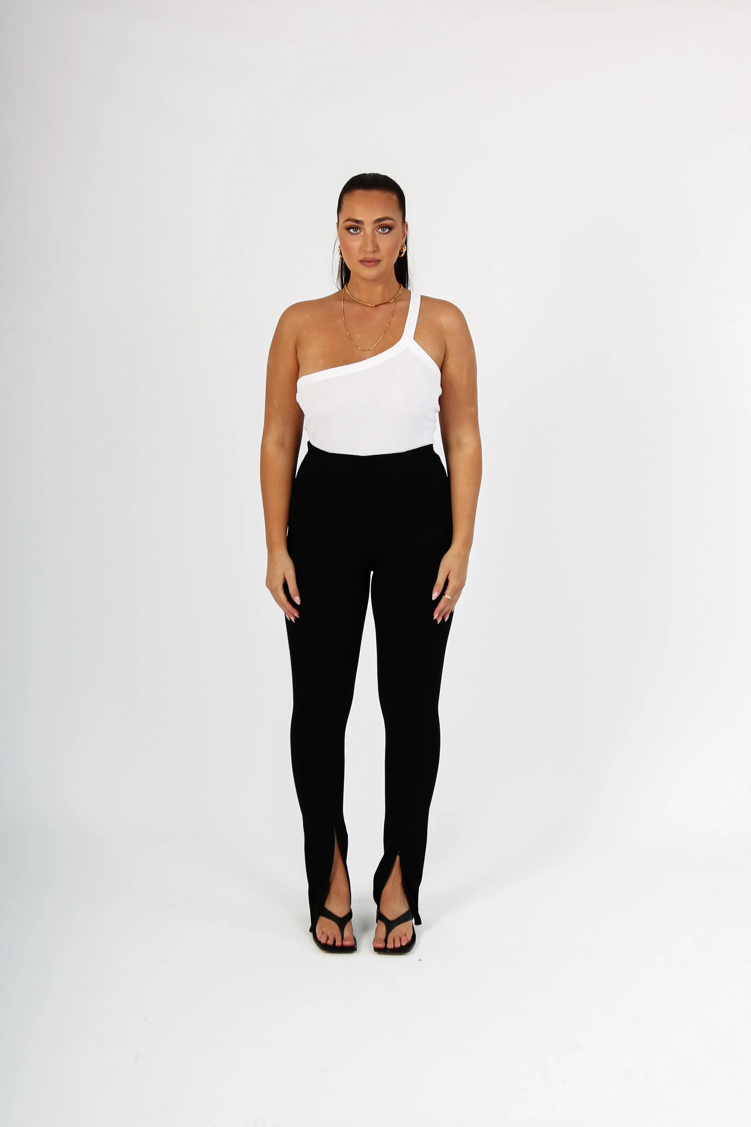 Darlo black zip split leggings