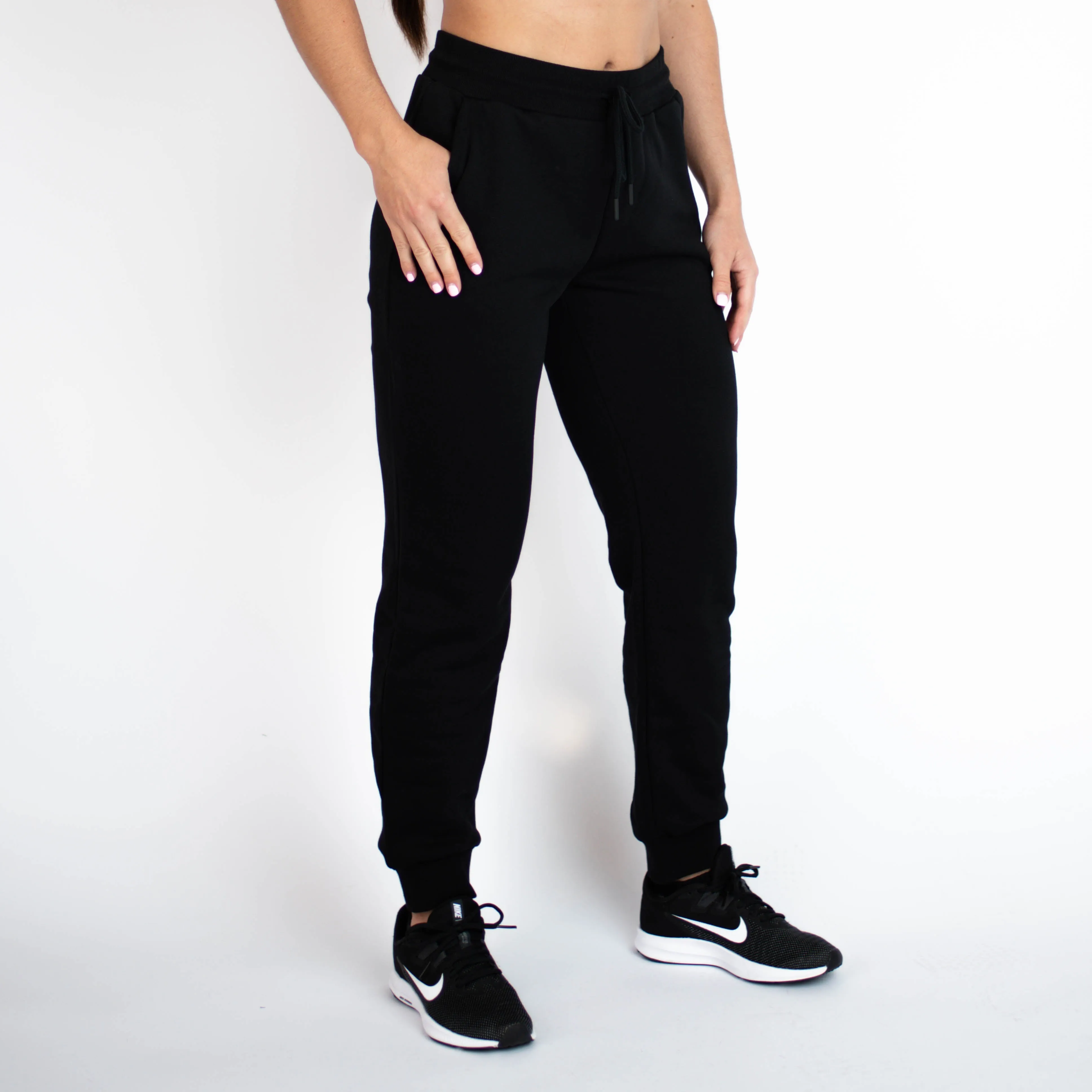 FLEO Just Right Jogger - Black