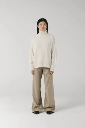 Heavy Turtle Neck Knit  Cream