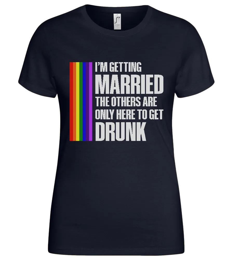 I'm Getting Married Design - Basic women's t-shirt