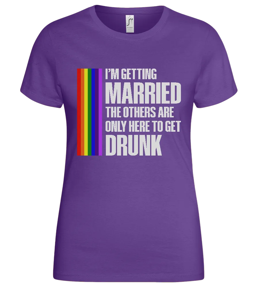 I'm Getting Married Design - Basic women's t-shirt