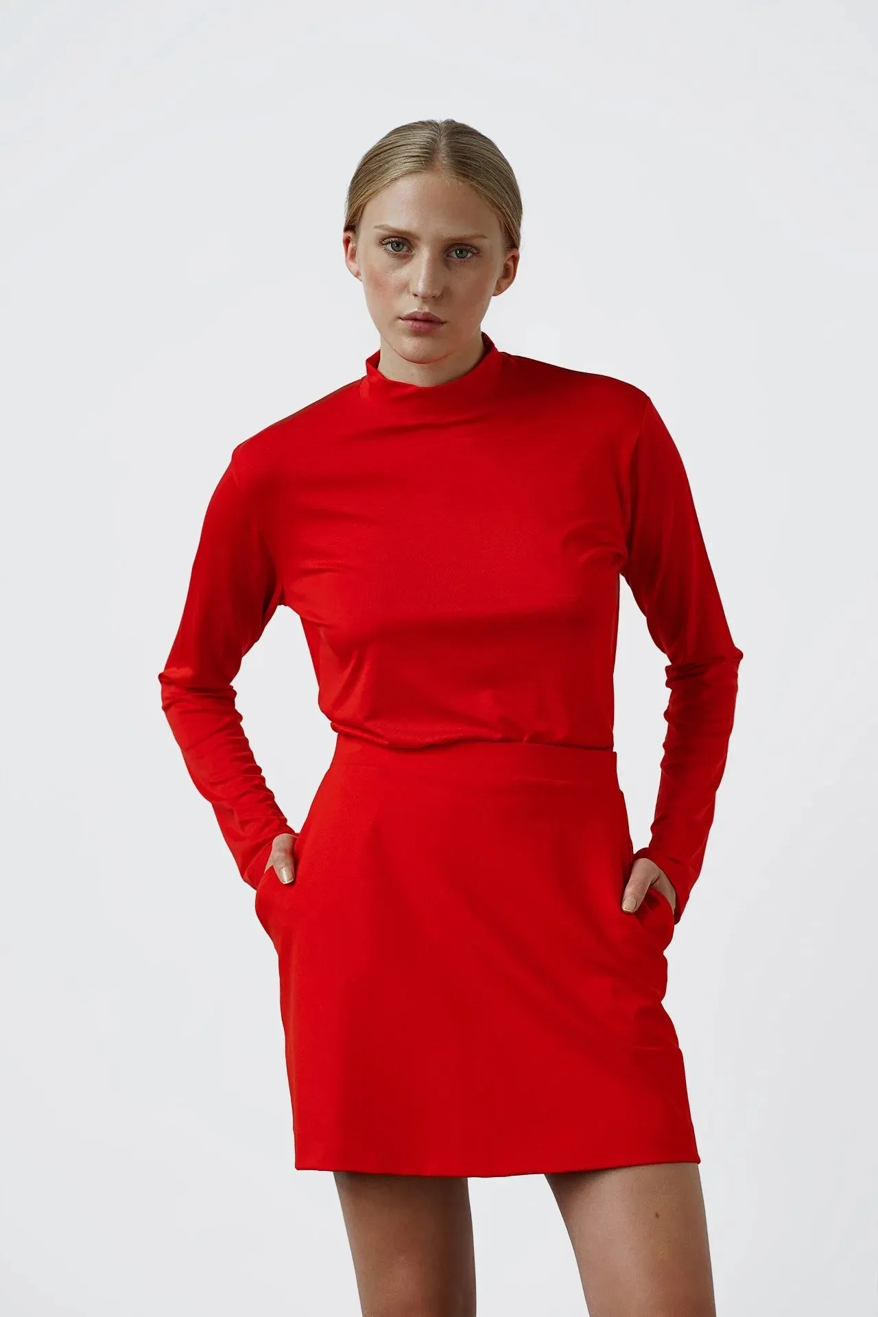 Lewis Turtleneck Scarlet Red