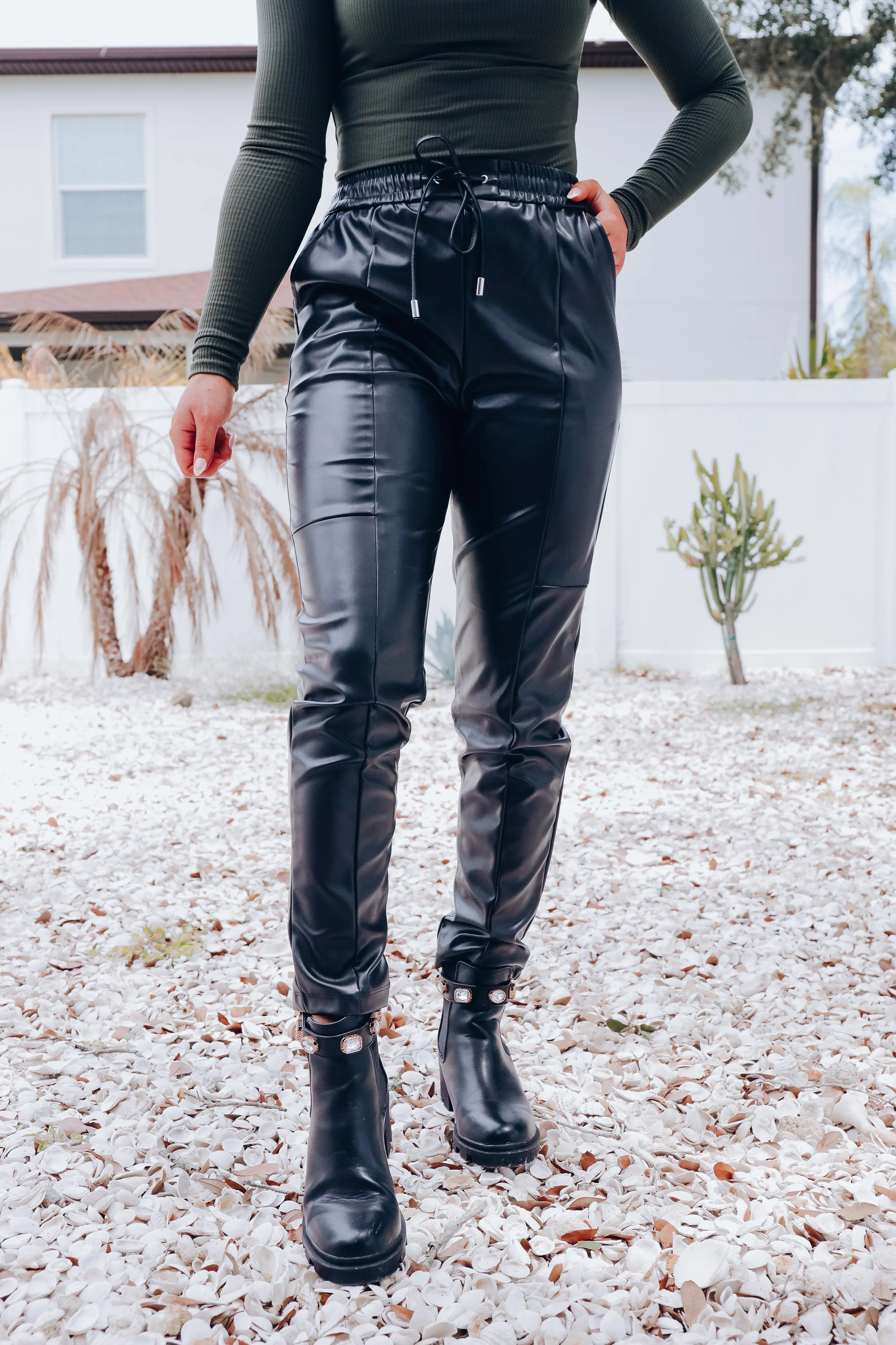 Making Moves Faux Leather Pants - Black