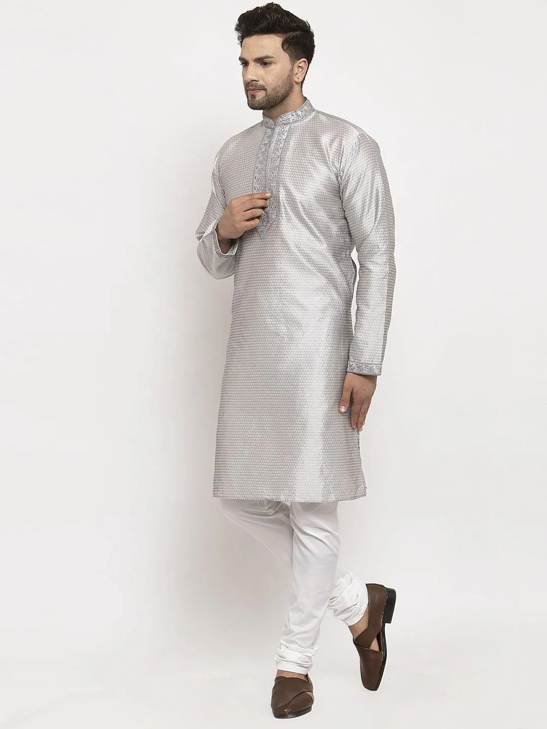 Men's Grey Yoke Design Solid Kurta With White Churidaar Pyjama - Benstoke