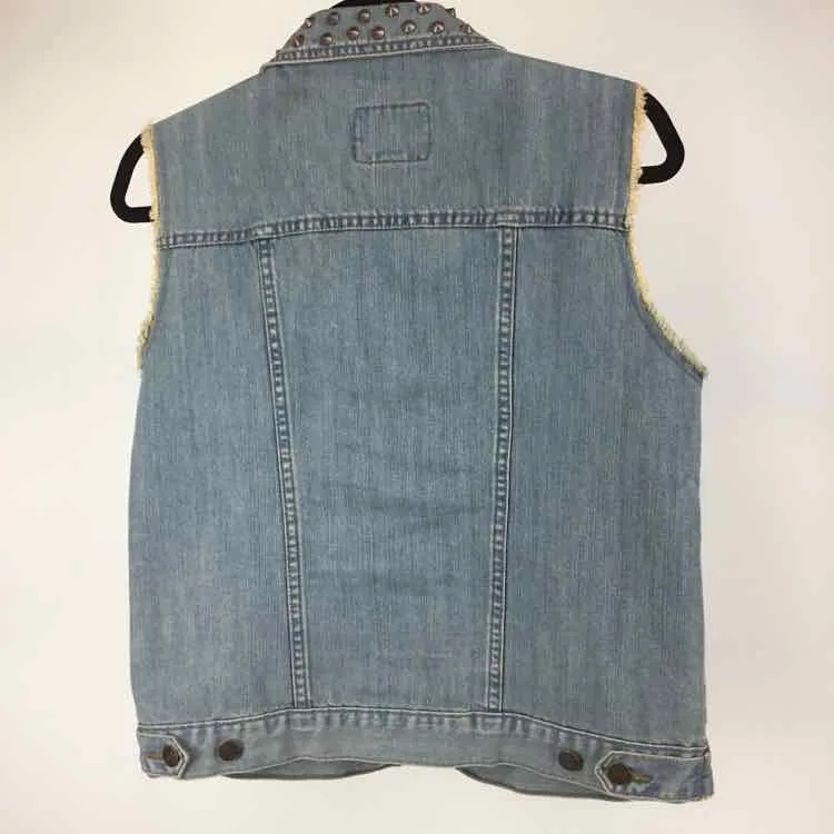 Rock & Republic Size M Blue Denim Vest, Outerwear